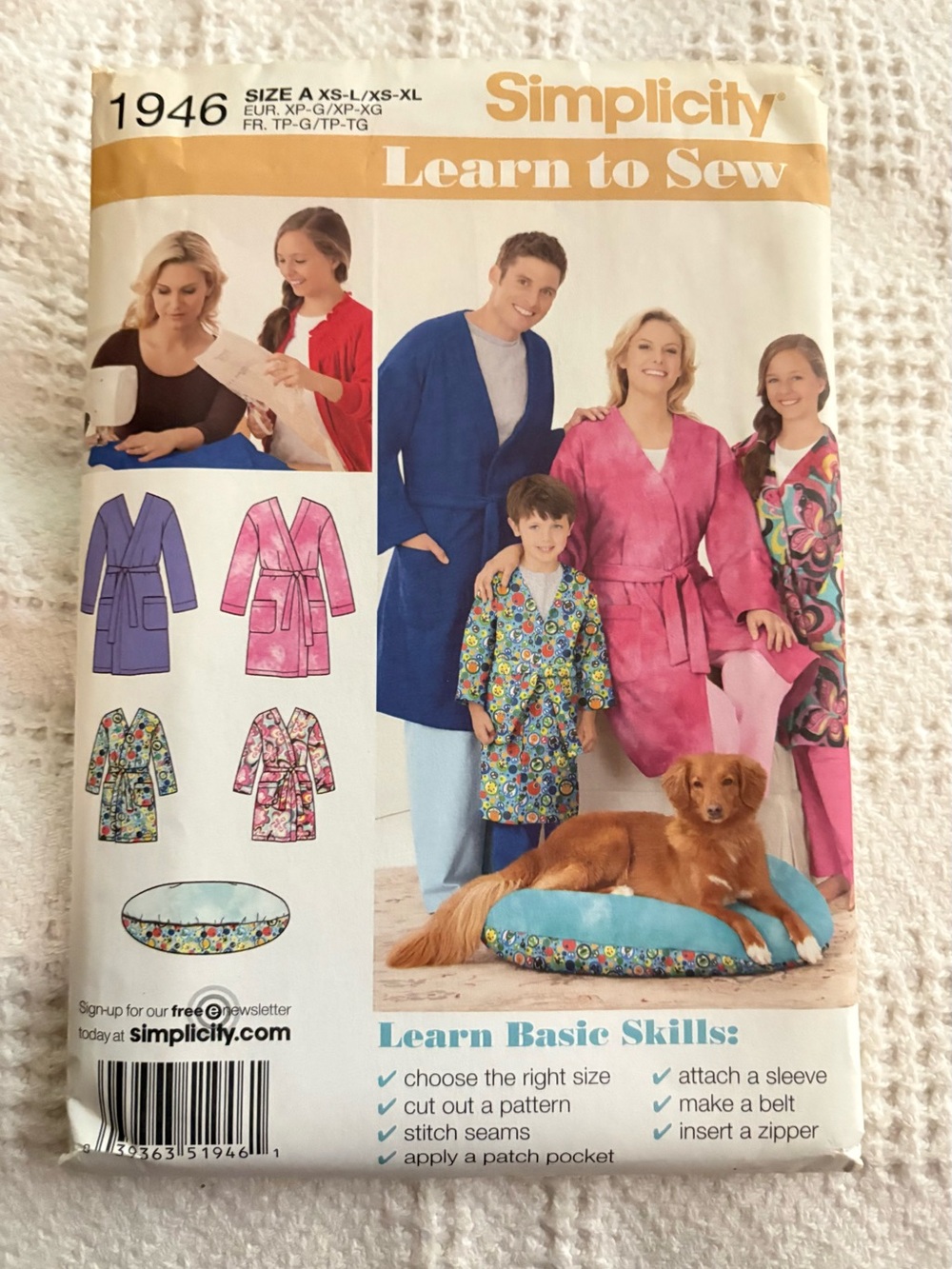 Simplicity Learn to Sew Pattern 1946 A for unisex Robes